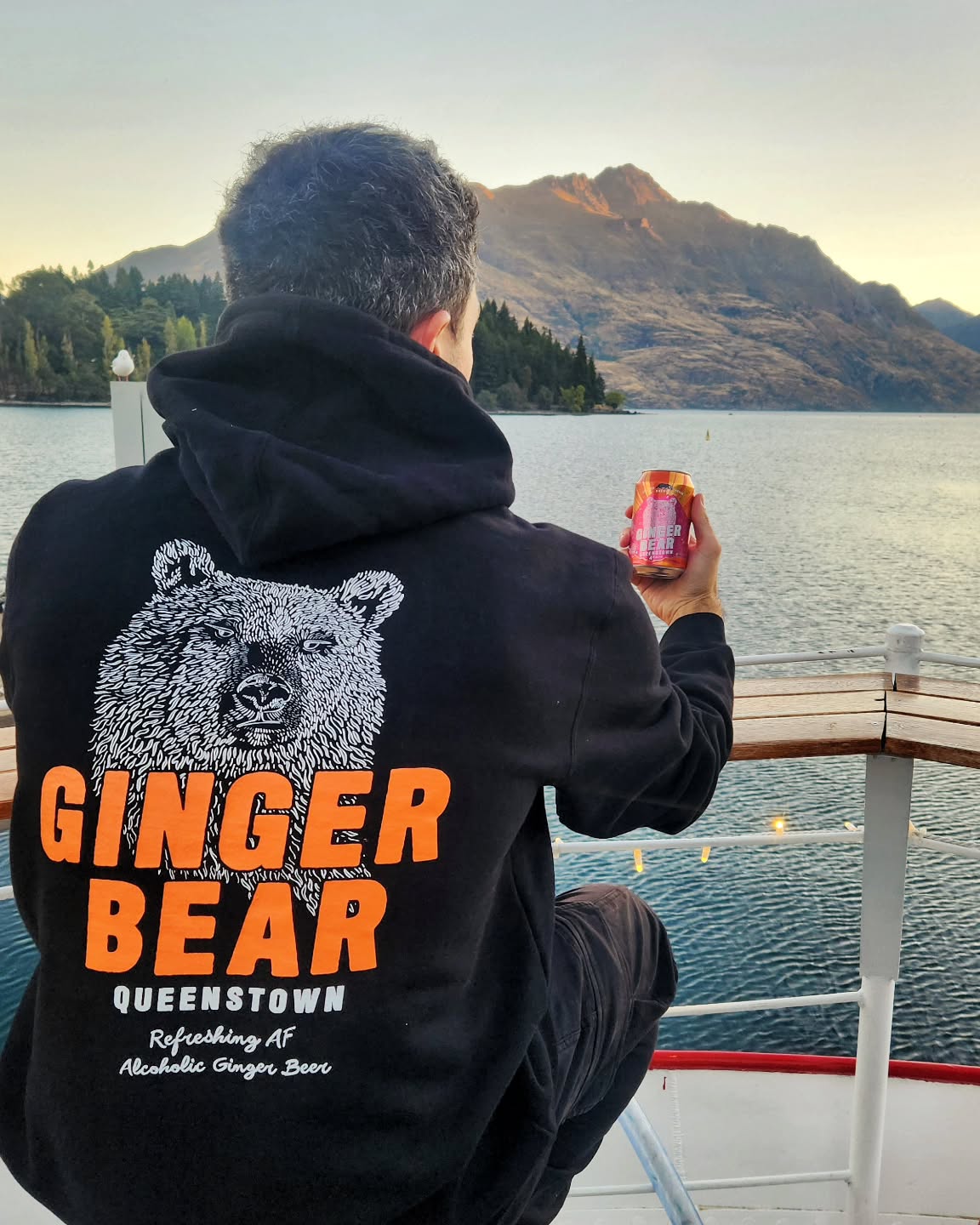 🎉 Competition month at Perkys! 🎉
Every Crimson Badger purchase this month gets you into the draw to win a cozy Ginger Bear hoodie AND cap! 🧢🐻
Sip, savour, and score! Head to the boat now to grab your Crimson Badger or Dark & Grizzly and get in the game. Good luck! 🍺🔥
@crimsonbadger