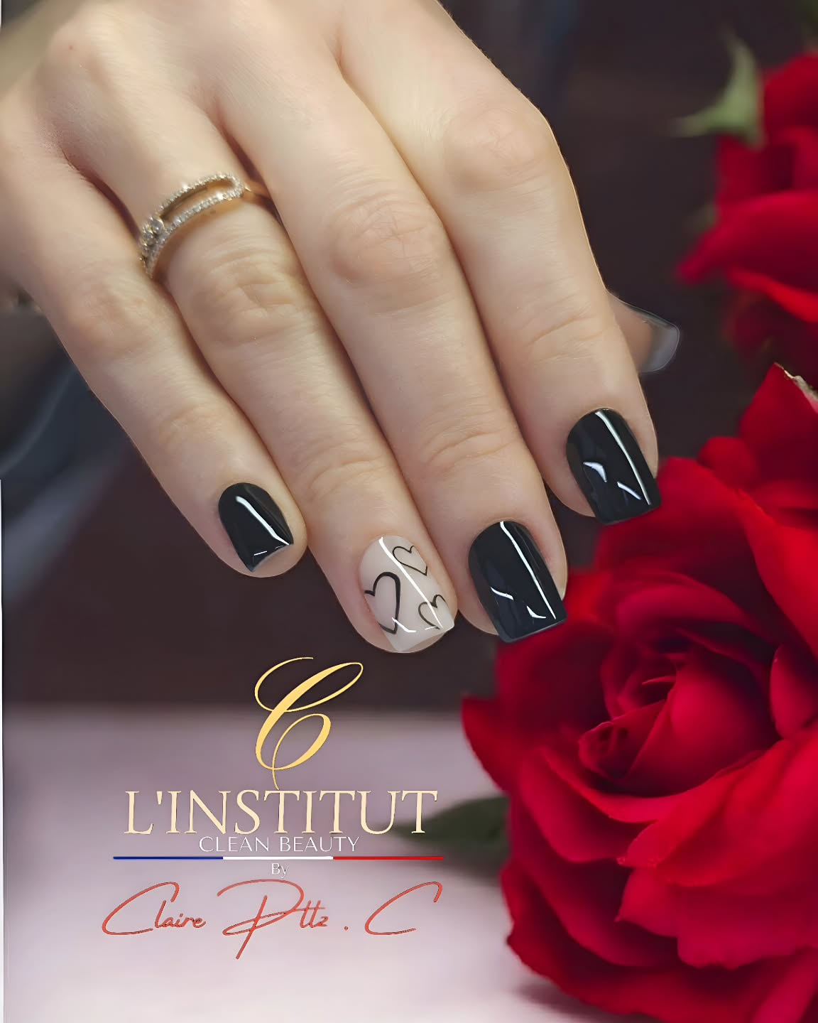 Une symphonie délicate s’esquisse au bout des doigts.
Le noir profond, miroir de mystère et d’élégance, habille chaque ongle d’un éclat laqué, intense et captivant.
L’annulaire s’échappe de l’obscurité, tel un souffle de lumière : un voile nude s’y pose, doux comme une caresse, orné de cœurs dessinés à l’encre noire, légers comme des murmures.
Un contraste subtil, une danse entre ombre et tendresse, où chaque ongle devient un fragment d’élégance et de poésie.
⚜️ 𝐂 -𝐋'𝐈𝐍𝐒𝐓𝐈𝐓𝐔𝐓 𝐂𝐥𝐞𝐚𝐧 𝐁𝐞𝐚𝐮𝐭𝐲 ⚜️
SOINS - ONGLERIE - BEAUTE DU REGARD - ÉPILATIONS
📆 𝗥𝗗𝗩 👉 https://c-linstitut.wixsite.com/valence
🚘 A 5 min du centre ville de VALENCE
🅿️ PARKING PRIVATIF GRATUIT🫰
🚍 BUS Citea 4 ou Citea 8 🛑 Demande Arrêt :
🚸Centre commercial ou 🚸Pierre blanche
📍1310 Avenue de la République
07500 Guilherand-Granges
(En face de Auchan et Norauto)
BESOIN DE CONSEILS OU AUTRE DEMANDE ⁉️
Si aucune disponibilité ne vous convient, ou vous ne savez pas quelles prestations choisir, merci de laisser un message au : 07.81.13.48.24
.
.
.
.
.
#onglerievalence##dromoise #ardeche
#manucrurerusse
#nails💅
#nailartvalence #nailartist #nailart #nailsonfleek