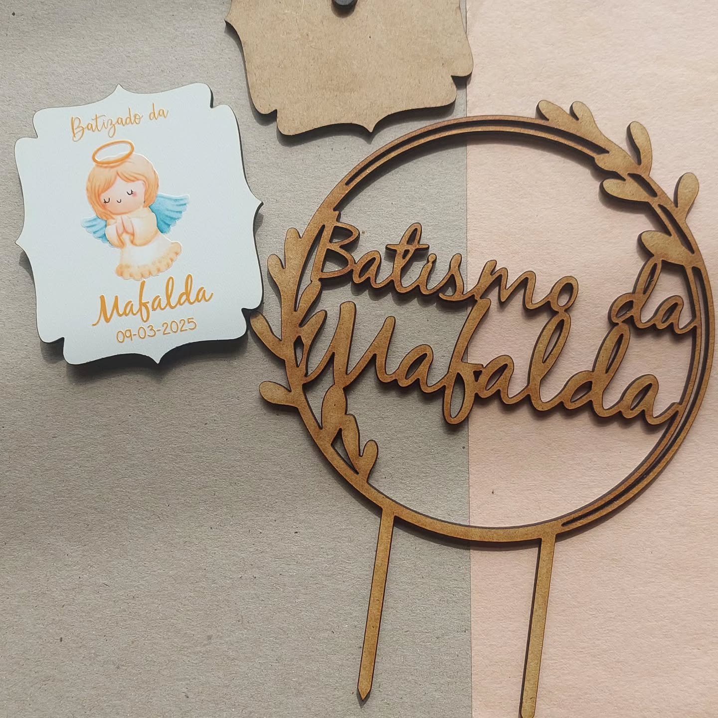 Topo bolo e lembrança de batizado