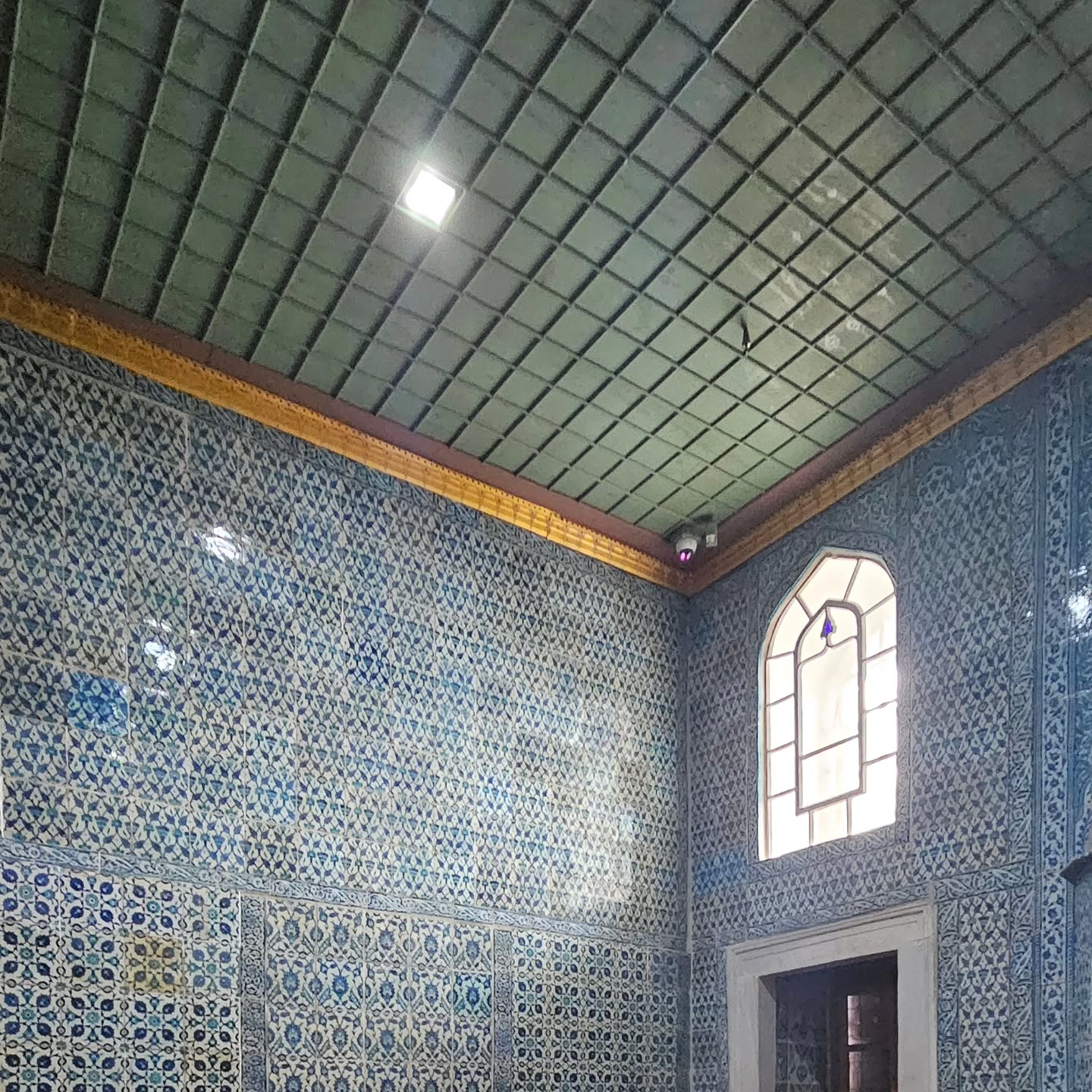 Amazing İstanbul
Www.tourali.com