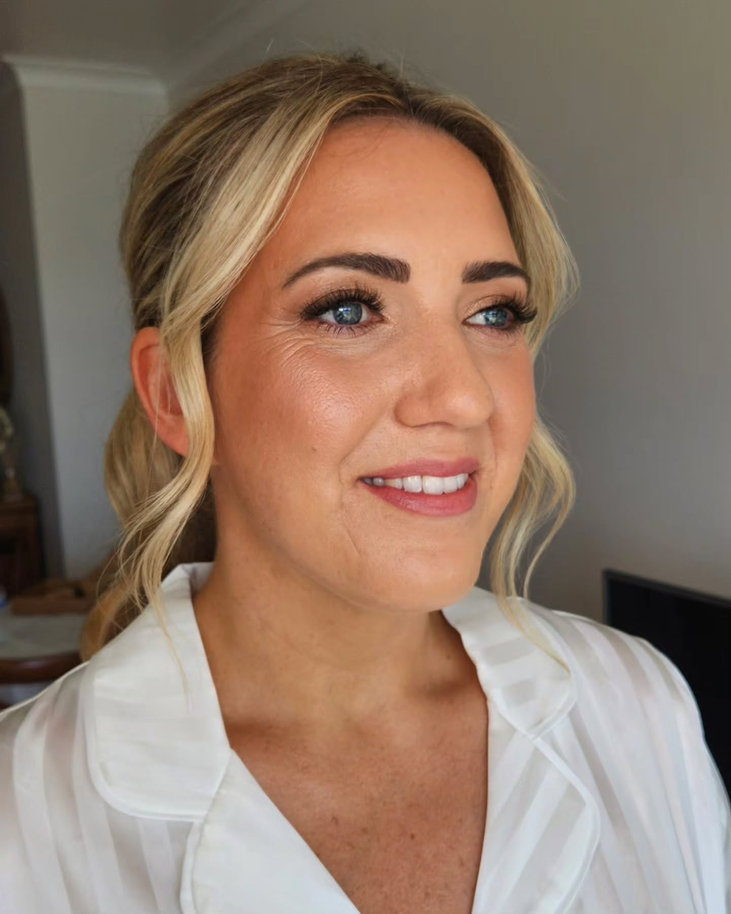 Bridal hair and makeup for beautiful Kayla 👰♀
She was so lucky, she had the most perfect weather for her beach wedding in cronulla!