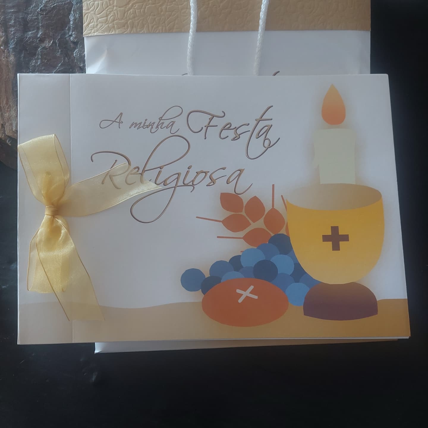 Álbum Festa Religiosa
#albunstemáticos
#albunspersonalizados
#albuns