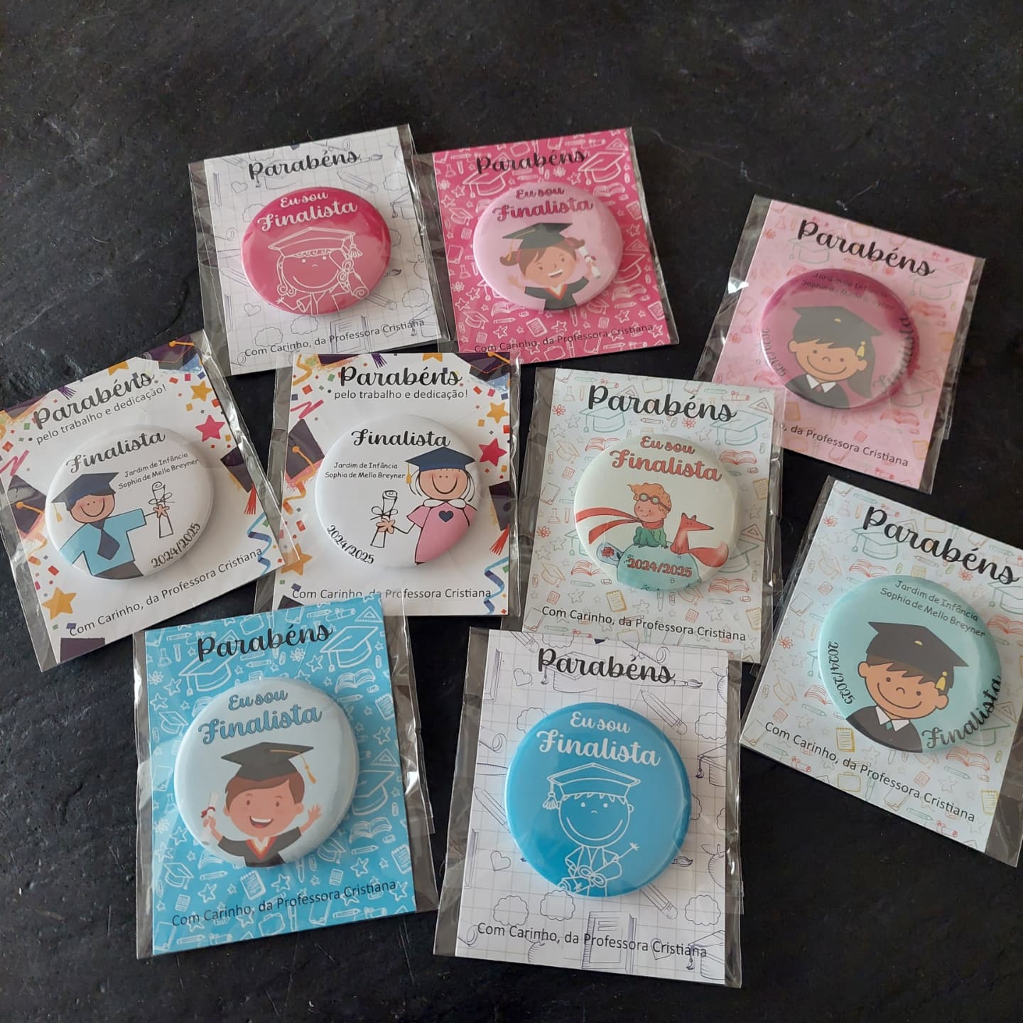 Crachás Finalistas
#finalistas
#crachaspersonalizados
#oprincipezinho