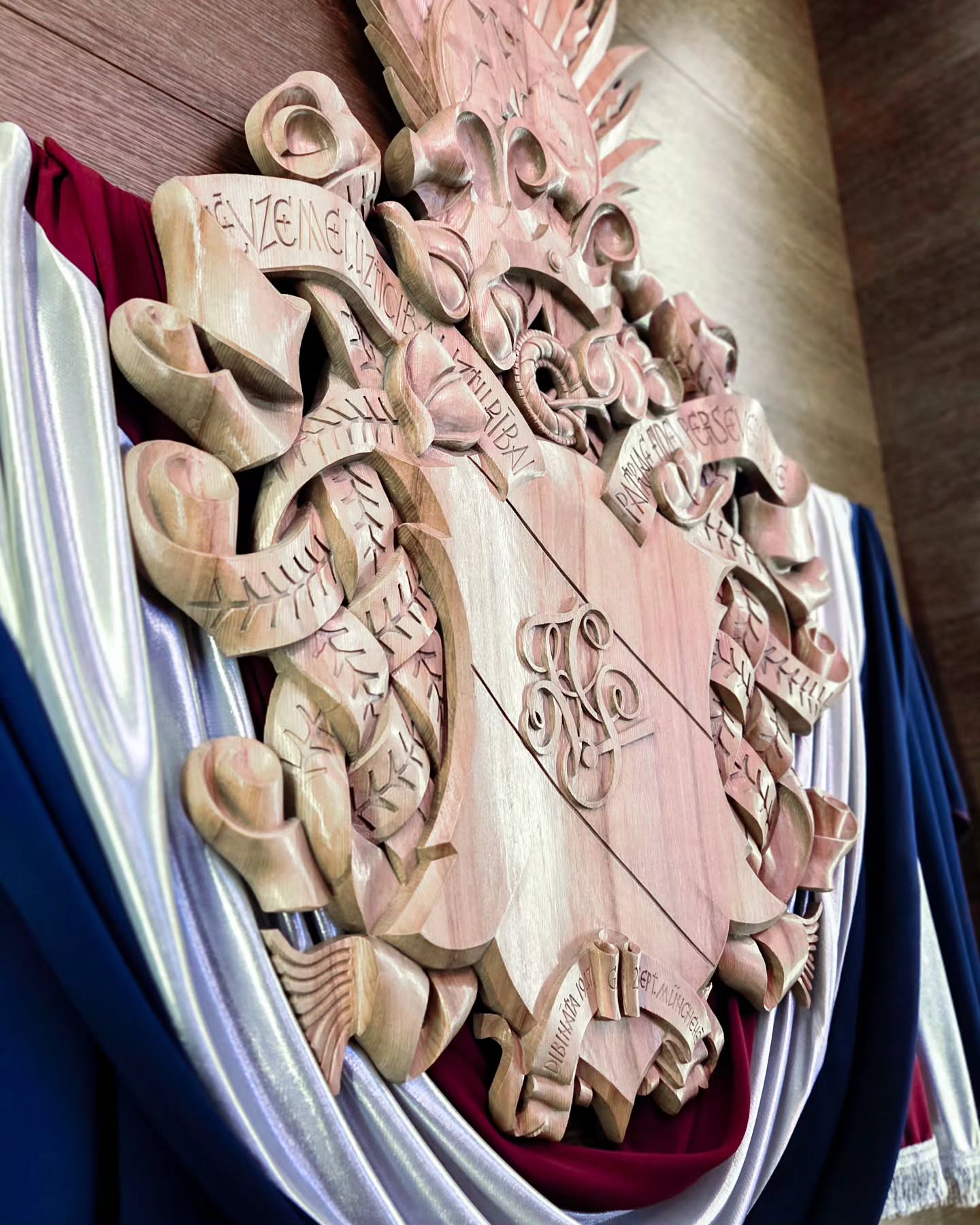 Paldies @staburadzes par viesmīlīgo uzņemšanu!
Vivat, crescat, floreat! It īpaši šajā skaistajā pavasarī!
🌸🌸🌸