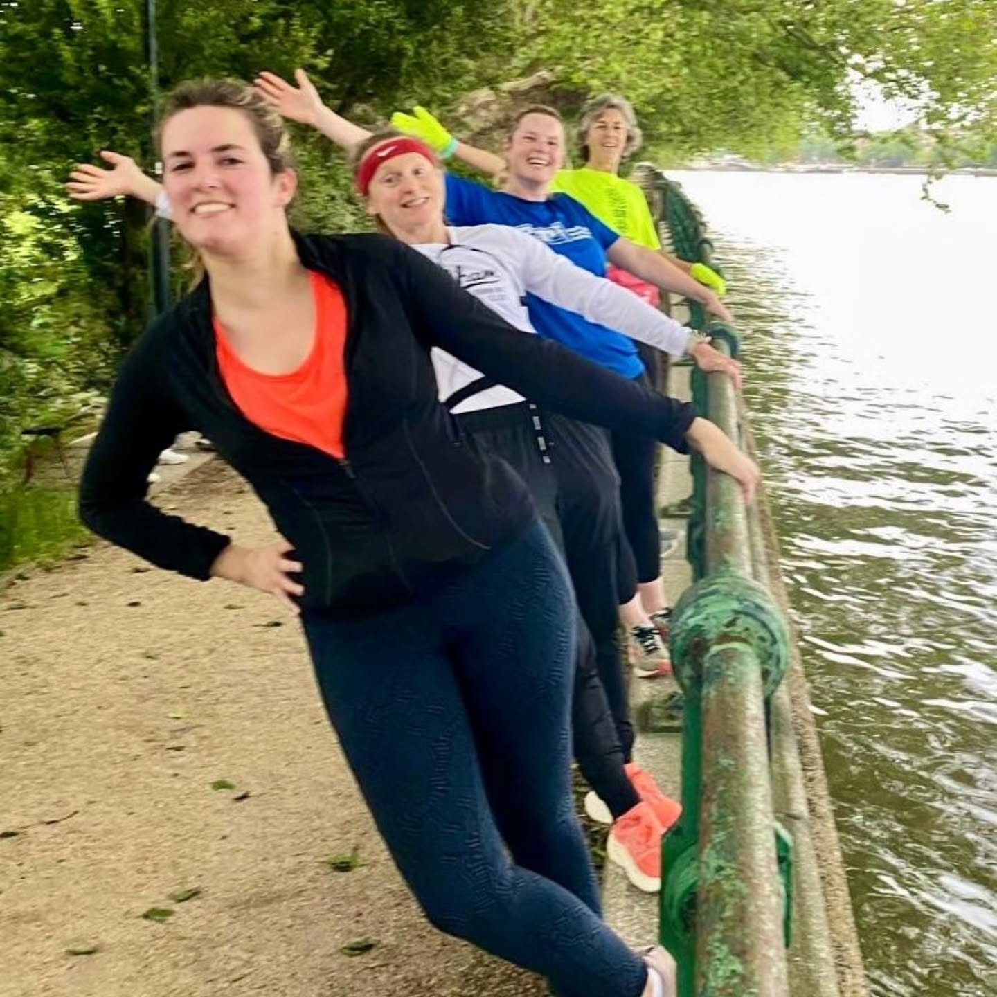 Dreaming of running a 5K but don't know where to start? Or returning to running after a long time away? 🤔
Join the Fulham Running Club Couch to 5K!
Starting this Saturday (26 April) our #c25k programme provides a structured, easy-to-follow plan to get you there in just a few weeks!
Places are £30pp including support and advice, one in-person session per week, and a commemorative tshirt at your "graduation".
Join our supportive community, come and meet other people in your area, and achieve a fantastic goal. 🚀
➡️ Link in bio to sign up and learn more!
#Couchto5K #RunHappy #FitnessJourney #BeginnerRunner #GetActive #HealthyLifestyle #CommunitySupport #fulhamrunningclub #frc #fulham #hammersmith #putney #wandsworth