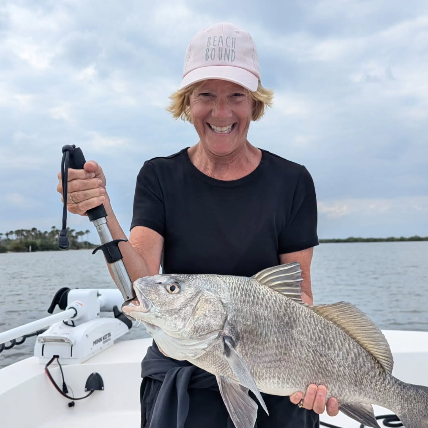 Had the pleasure of taking these ladies out fishing and we had a blast catching some nice black drum! #buckedupapparellc #coderedfishingcharters #floridalife #floridafishing #floridafishingproducts #newsmyrnabeach #mosqutiolagoon #4horsemancorks #sordknives #xtratufboots #kto_customrods www.coderedfishingcharters.com