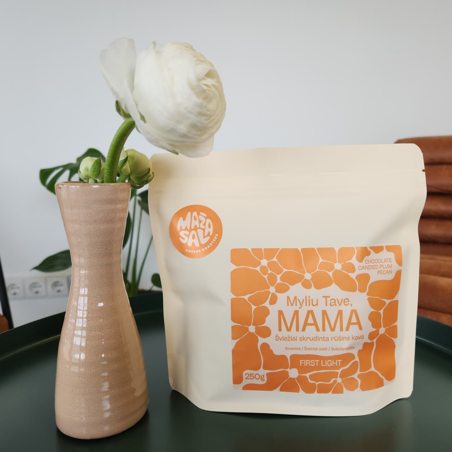 Ruošiame mamos dienos užsakymus🌱kava jau keliauja nuostabiausioms mamoms 😇
Jeigu ir tu norėtum tokią dovaną padovanoti savo mamai, gali ją užsakyti mūsų internetiniame puslapyje: www.mazasala.lt arba susisiekus asmeniškai🍃
#mamosdiena