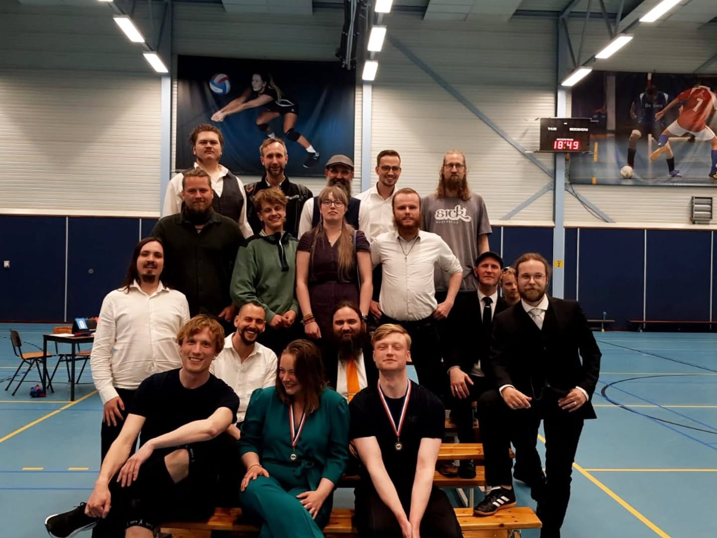 🔶🔷Nederlandse H.E.M.A.-Kampioenschappen 2025!🔷🔶
We kijken terug op een geweldig NHK in Groningen en zijn hardstikke trots op onze deelnemers en alle vrijwilligers. Van harte gefeliciteerd en heel erg bedankt iedereen!⚔️🙌
We look back at a great NHK in Groningen and are very proud of our participants and all volunteers. Congratulations and thank you very much everyone! ⚔️🙌