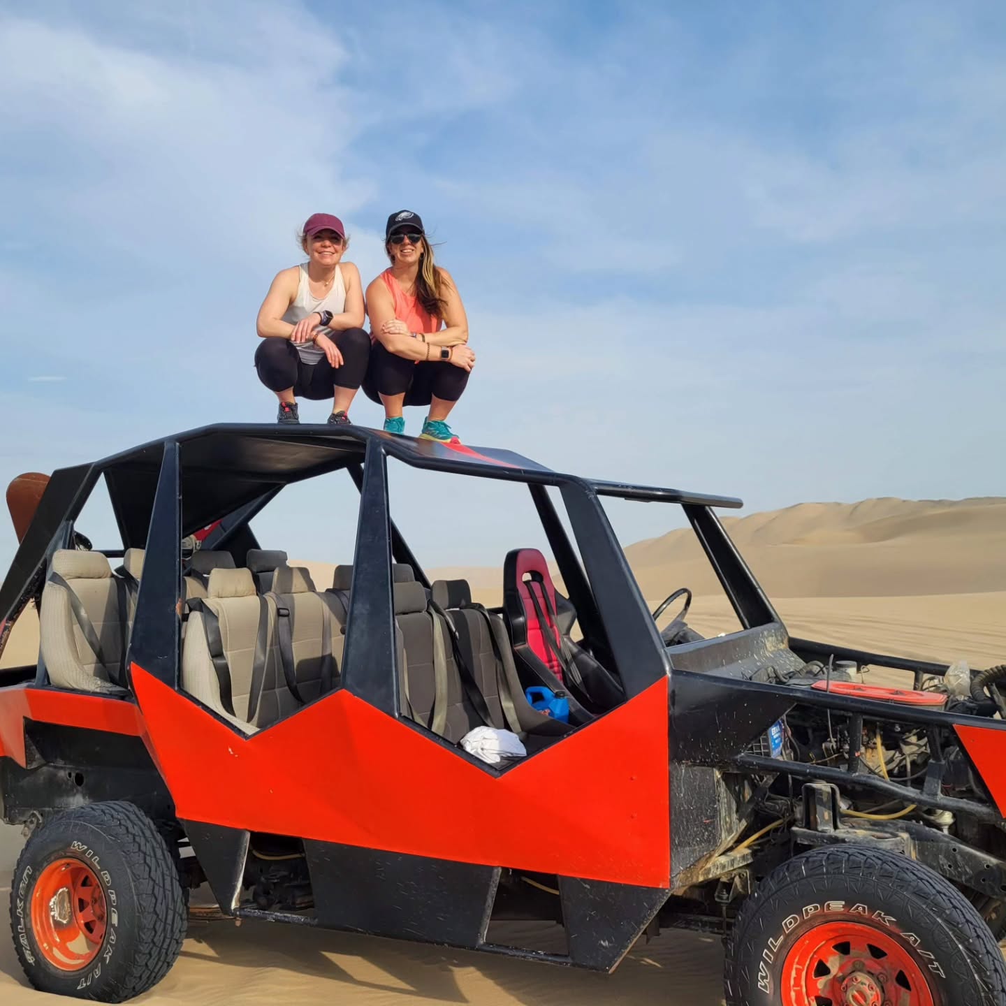 If you're dreaming of faraway places, let Peru be your next escape. Mountains, ruins, colors and cultures that took our breath away (quite literally 😂) - new link in bio!
.
.
.
.
.
#travel #twogirlsgetaway #travelblogger #gltlove #glt #dametraveler #sheisnotlost #travelgirl #peru #machupicchu #visitsouthamerica #rainbowmountain #humantaylake #huacachina #wonderful_places #huntgram #wearetravelgirls