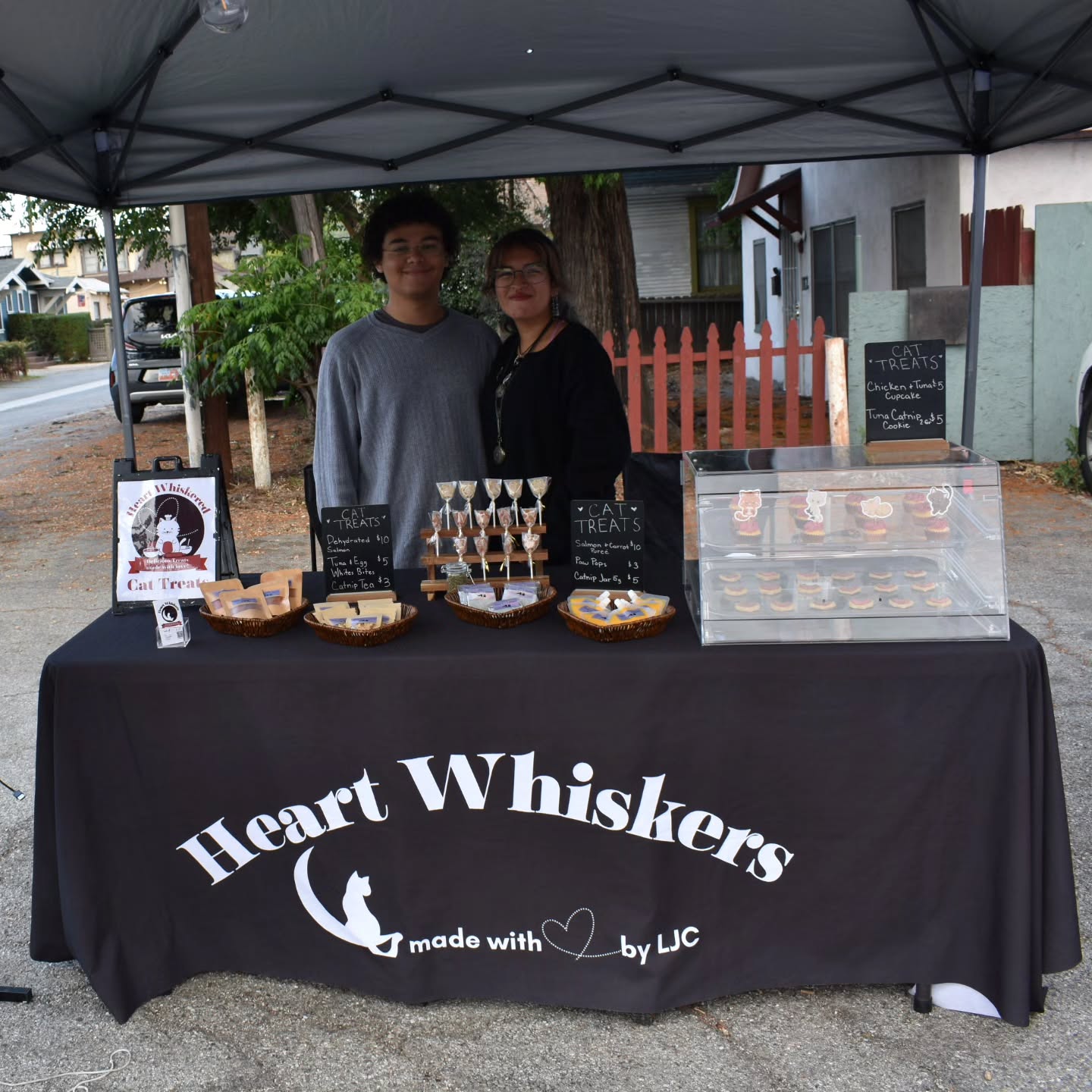 Awesome Market with @mysterybazaar 😺🍄