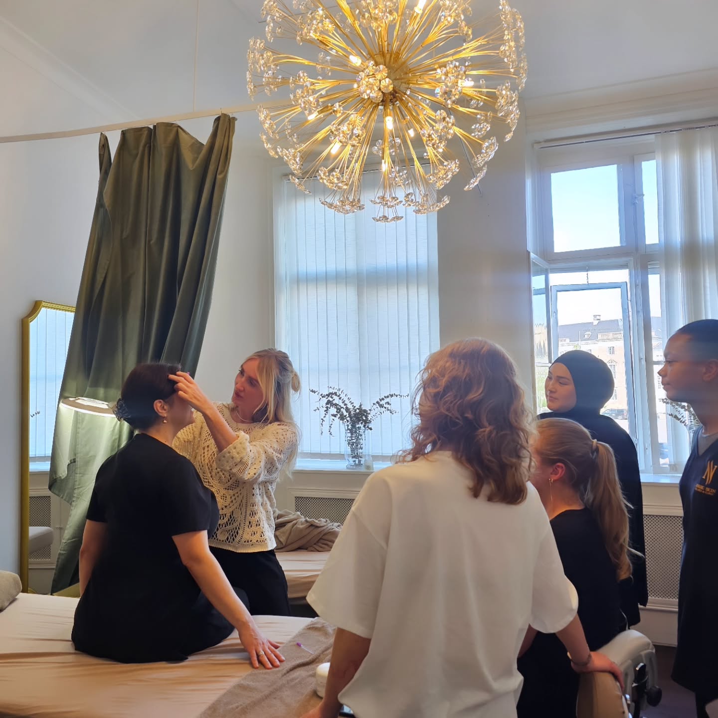 Teaching Lash & Brow Lift at @nordicskincollege.dk 🖤