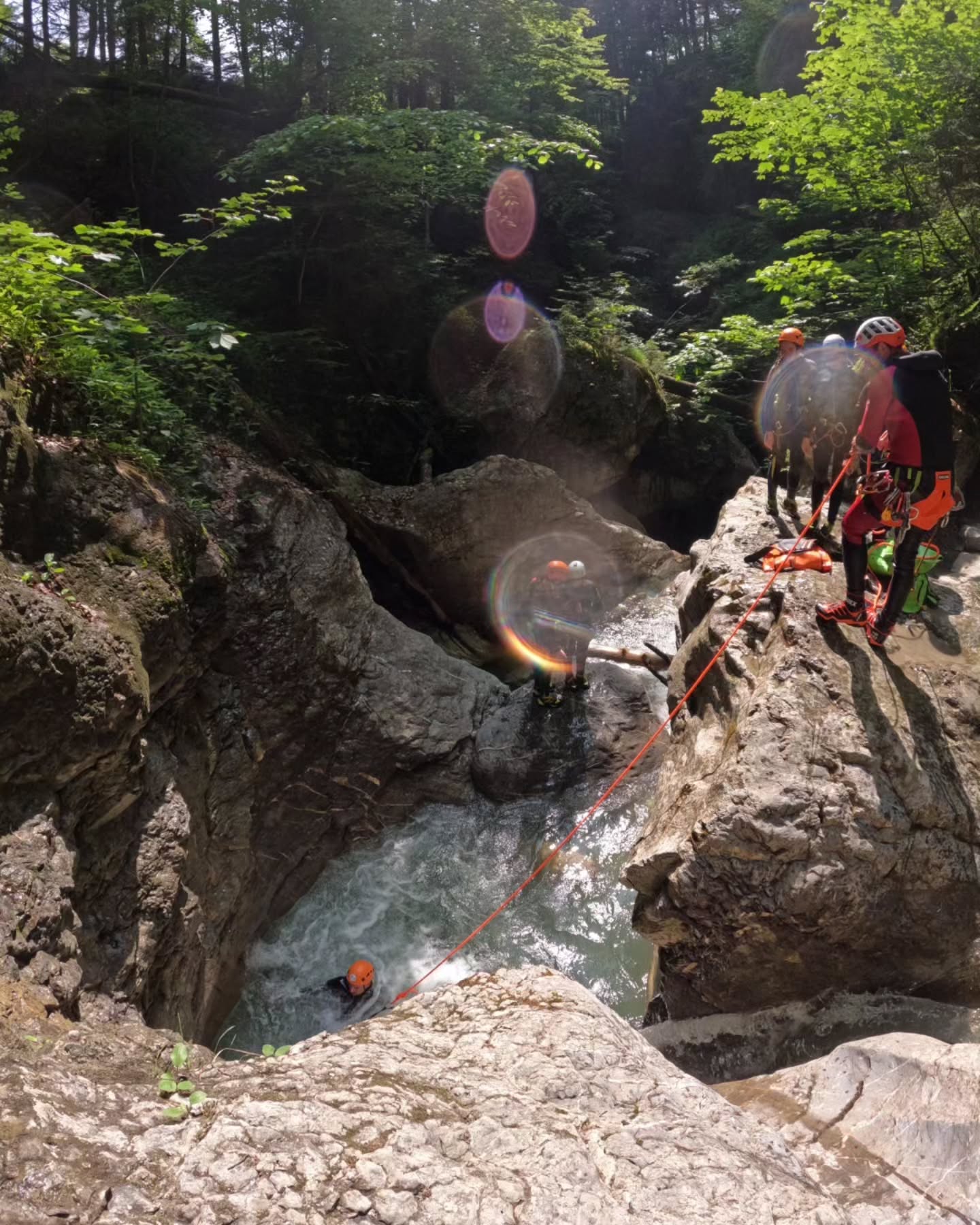 another day in paradise ☀️
#outdooradventures #canyoning #dornbirn #visitvorarlberg #outdoorfun #schlucht #luckyguiding