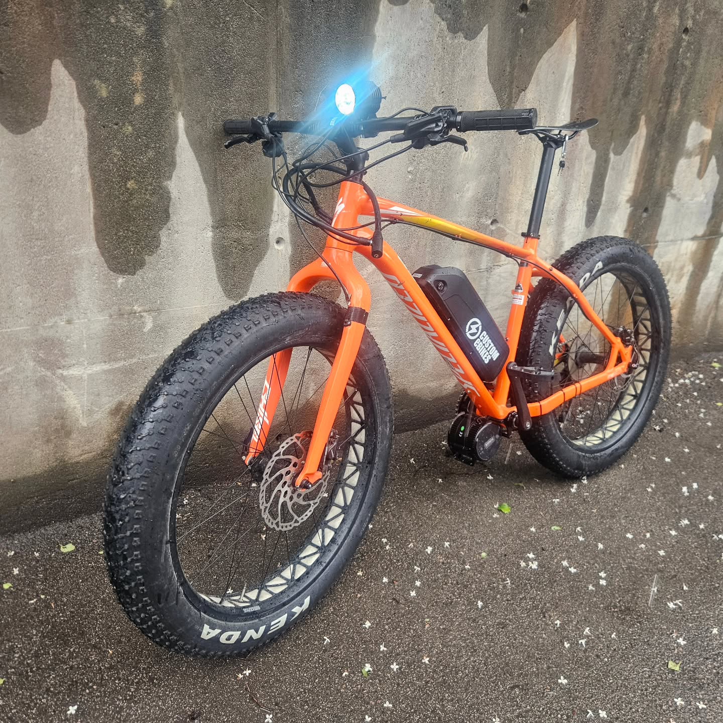 Det var lengesiden det var noe sosial oppdatering..her er Litt sykler som blitt bygget mellom 2024-2025
#customebikes.no #customebikes #customelectricbikes #hardtail #elsykkelkonverting #bafang #bafangmotor #ebikes #elsykkel #elsykkelkit