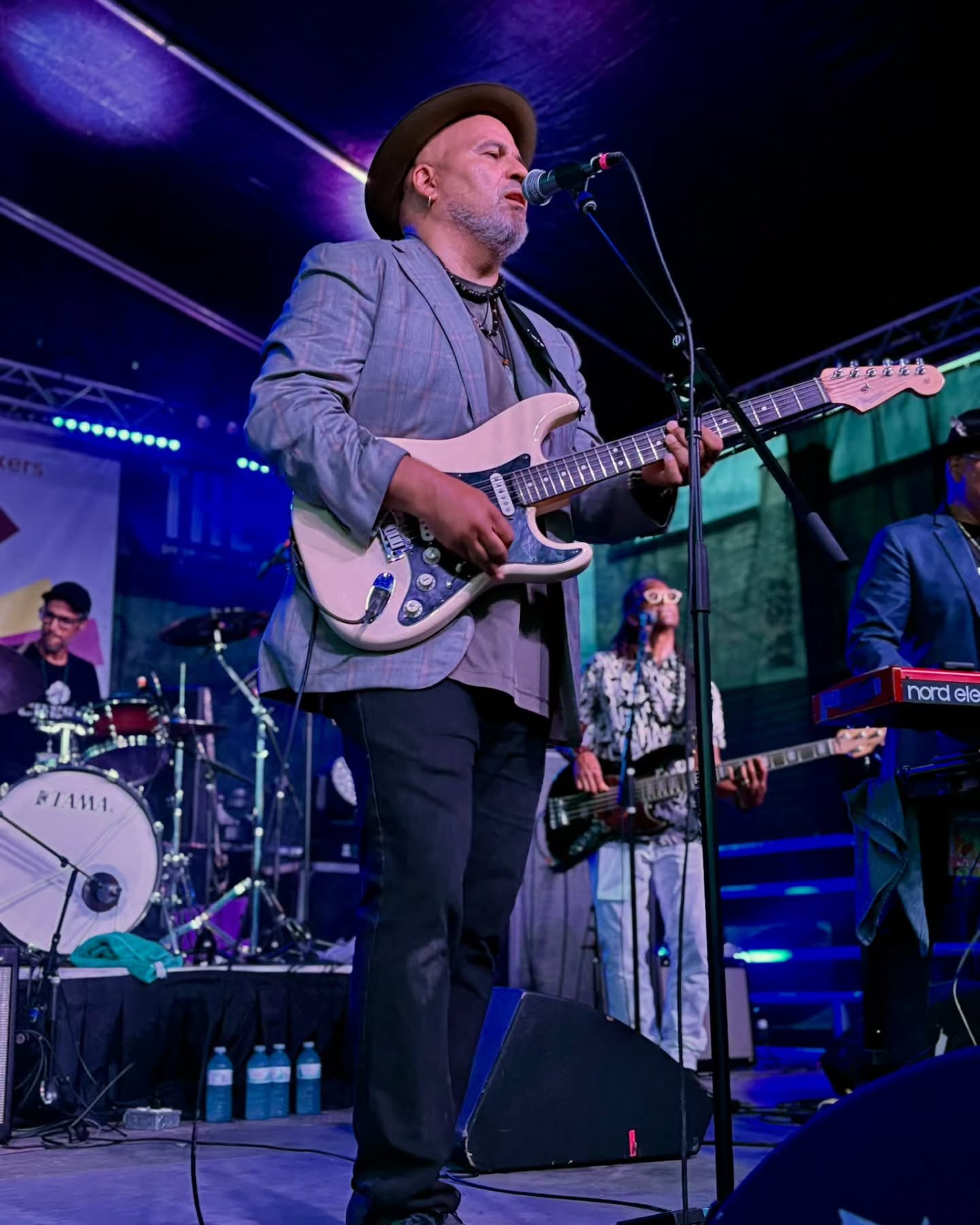 Just a sample of the Blackburn Brothers 🎸🎺🎷@blackburnbrothers
#LighthouseBluesFestival #LBFest2025 #LighthouseBluesFestival #BruceCountyBlues #RickAndMarilynBluesProductions #TheBruce #BluesMusic #BluesMusicians #LiveMusic #SupportLiveMusic #MusicFestival #Kincardine