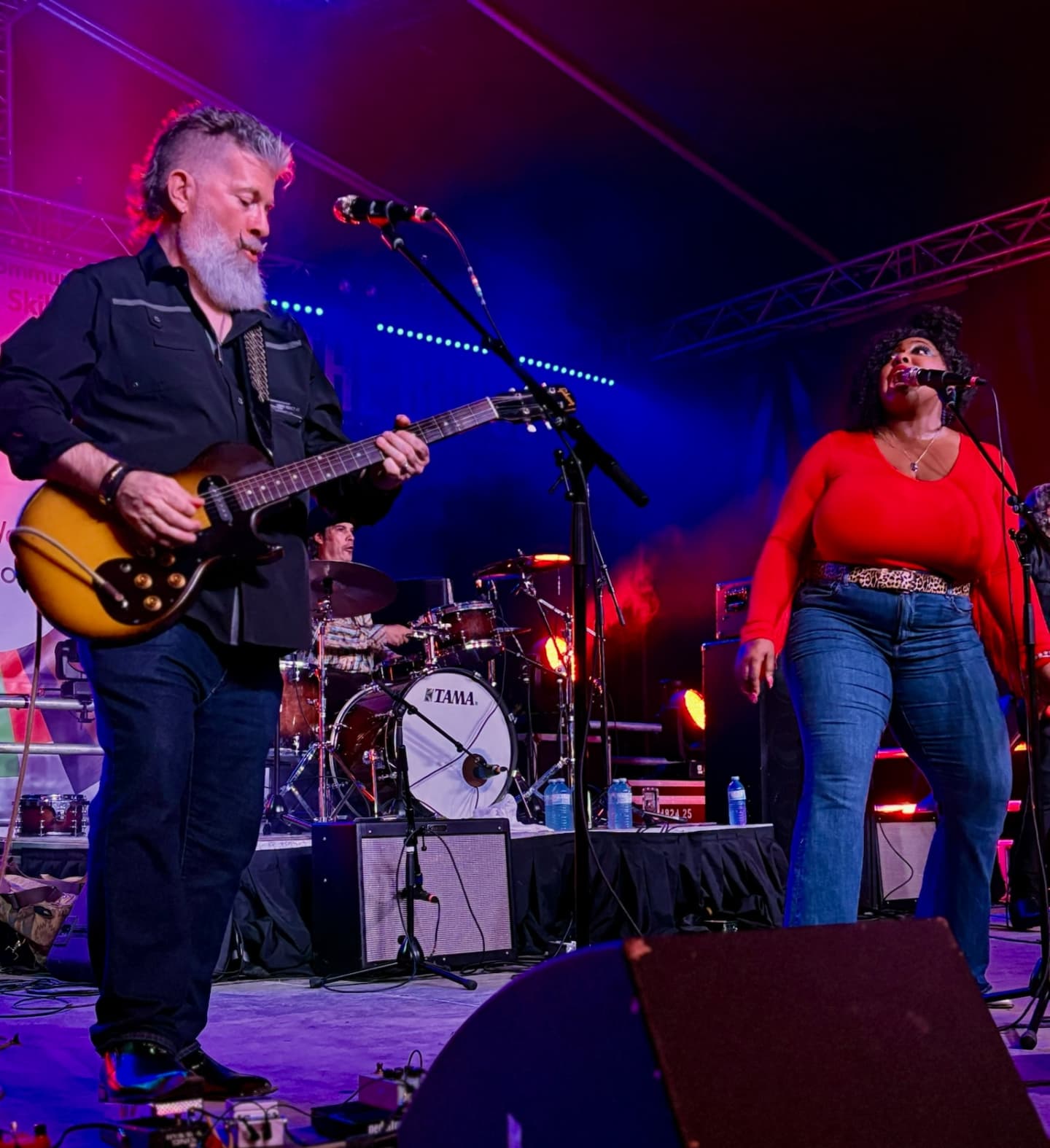 Chambers Deslauriers lit the main stage on fire 🔥 @chambersdeslauriers
#LighthouseBluesFestival #LBFest2025 #LighthouseBluesFestival #BruceCountyBlues #RickAndMarilynBluesProductions #TheBruce #BluesMusic #BluesMusicians #LiveMusic #SupportLiveMusic #MusicFestival #Kincardine