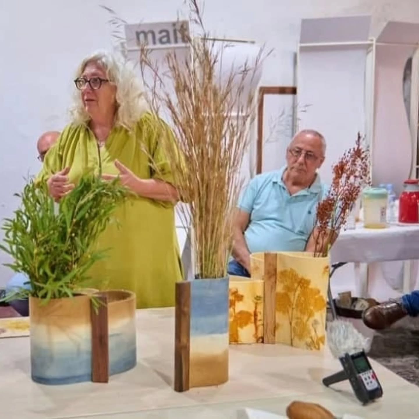 #Repost @empresainsularartesaniatfe
...
🗣️✨Compartimos momentos en la última sesión #MidaLab Tenerife 2025 💚 @empresainsularartesaniatfe @cabildotenerife
📌Tras seis meses de trabajo colaborativo, #MidaLabTenerife celebró su encuentro final, los artesanos y artesanas participantes presentaron los prototipos y los resultados alcanzados.
#DiseñoTenerife #ArtesaniaTenerife #InnovacionArtesanal #CabildoTenerife @efraincan @artesaniatfe @midatenerife @fundesarte