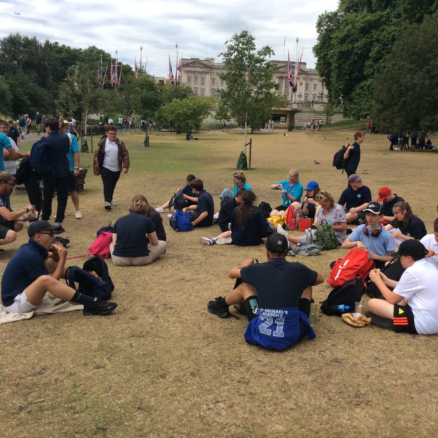 📍✨ **London Adventures with Years 9 & 10!** ✨📍
Our students took to the streets of London, soaking up the sights from the majestic Buckingham Palace to the bustling West End! 🎭👑
The highlight? A spellbinding performance of *Wicked* that left everyone buzzing with joy and humming show tunes all the way home! 💚🧙♀️🌟
A truly *wicked* day was had by all — full of laughter, learning, and unforgettable memories. 💫
#SchoolTrip #LondonExplorers #BuckinghamPalace #WickedTheMusical #Year9 #Year10
