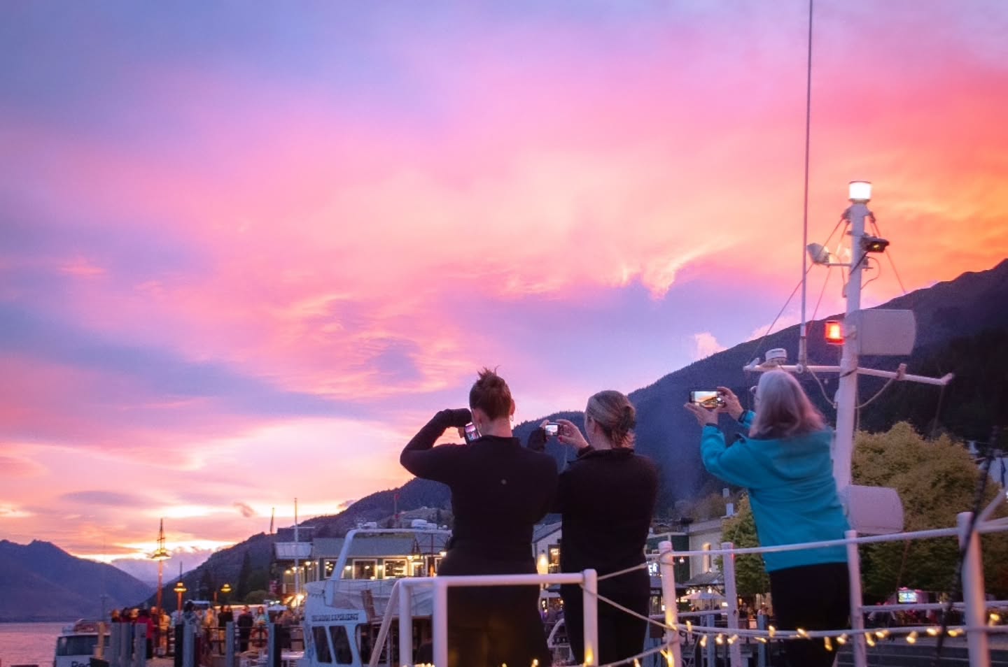 ✨ Caught between cocktails and the view 🍹🌄
Golden hour at Perkys, where every sunset turns into a memory worth framing!