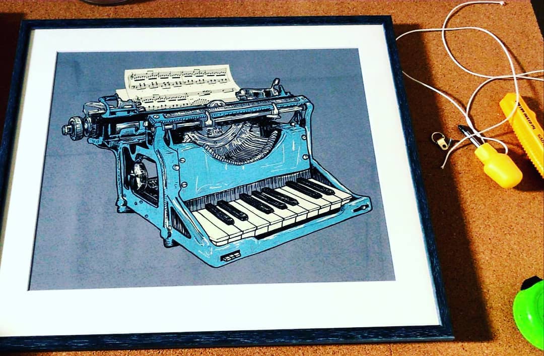 So handy having a framer in the house who wants to practise....#practicemakesperfect #craftersofinstagram #pictureframing #localbusinesses #worthing