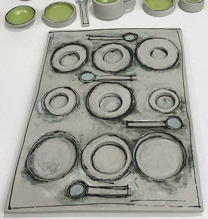 Excited to be taking part in ‘Lifting the Lid II’ which opens tonight.. 7-9 pm at Oriel y Bont, University of South Wales Treforest Campus. ‘This exhibition brings the work of twenty artists living in Wales and Japan to Oriel Y Bont. Curated by Heather Parnell, it involves artists whose diverse practices touch on notions of the everyday and the exploration of ordinary objects. The first Lifting the Lid exhibition took place in Gallery Art Spot Korin, Kyoto in 2020 at the height of Covid 19 travel restrictions. The title’s double meaning refers partially to the necessities of posting work to a gallery in boxes but also, to the imagination, questions and insights uncovered by the artworks themselves. This project has evolved through Wales Arts International research trips to Japan (2018 and 2019), and the valued support of artist-curator, Masahiro Kawanaka.’ https://liftingthelidkorin.wordpress.com @liftingthelidkorin #modernism #brutalistarchitecture #breakfast #contemporaryart #designermakeruk #drawing #handmade #kitchenstyling #brutalistinspiration #tableware #contemporaryceramics
#handmade #kitchenstyling #brutalceramics #handmadeinwales #famfamily #fireworksclaystudios