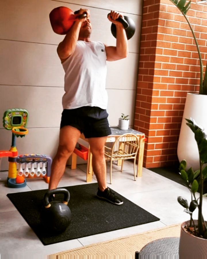 Todays session, squeezed in during naps and amongst my son's toys.
Beginning new training cycle this week to fit better around family and work. Minimal time and can easily be spread throughout the day if interrupted.
KB Strong by @geoff.neupert for presses and a simple triple progression model for swings and squats. Same load but volume slowly increases over weeks/months before a weight increase, then repeat.
Dble Clean&Press 5 x 2 @ 32/36KG
2H Swings 10 x 5 @ 48KG EMOM
Pullups 3 x (2,3,5)4 @ BW + 8KG
Daily skipping - 1250 skips peppered over the day.
#cnstrength #strongfirst #kettlebelltraining #kettlebellswings #minimalist