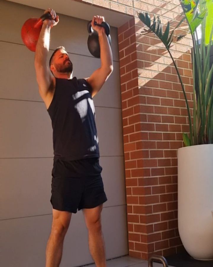 30/01/2023 ~ 8:55am
Double C&P - 32kg/36kg x 10 x 3
Double Swings - 32kg/32kg x 10 x (5x8,5x7) EMOM
Pullups - BW + 24kg x 10 singles
Total time - 54 minutes
Daily Skips - 500/500/600/400
#kettlebelltraining #kettlebellstrength #strongfirst #sfg #cnstrength #kettlebellswings #personaltraining