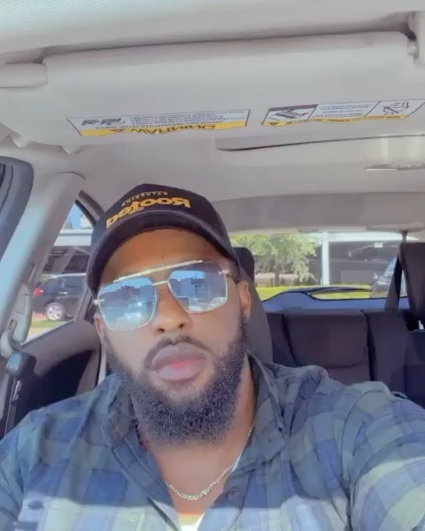 Big love on EVERY slide ❤️
.
.
New single out on all platforms,link @ bio #betterdays #newmusic