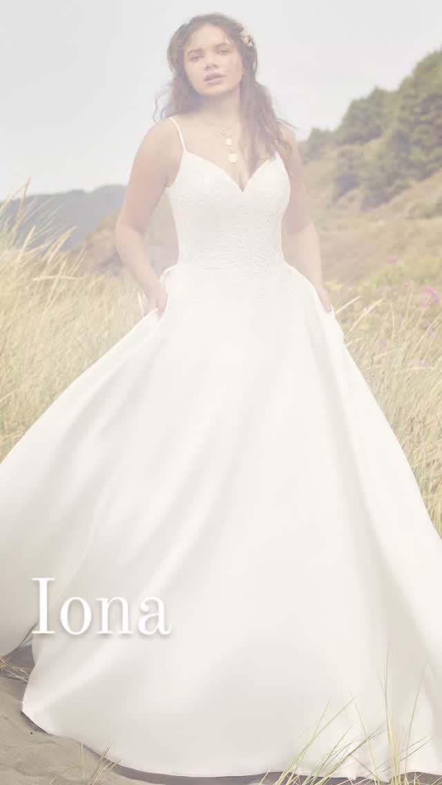 Just a few of the stunning Rebecca Ingram dresses we have included in our Late Night Sale this Wednesday!
● Style : Iona
Colour: Ivory
Price: Was £1600 NOW £650
● Style : Carmen
Colour: Ivory
Price: Was £1500 NOW £600
● Style : Barbra
Colour: Ivory
Price: Was £1600 NOW £600
To book an appointment, send us a DM to secure your chosen time - be quick as only 4 appointment slots remain! See our stories for availability 🤍
#rebeccaingram
#saledresses
#bridalsale
#weddingdresssale
#onenightonly
#brideonabudget
#bridalbudget
#sale
