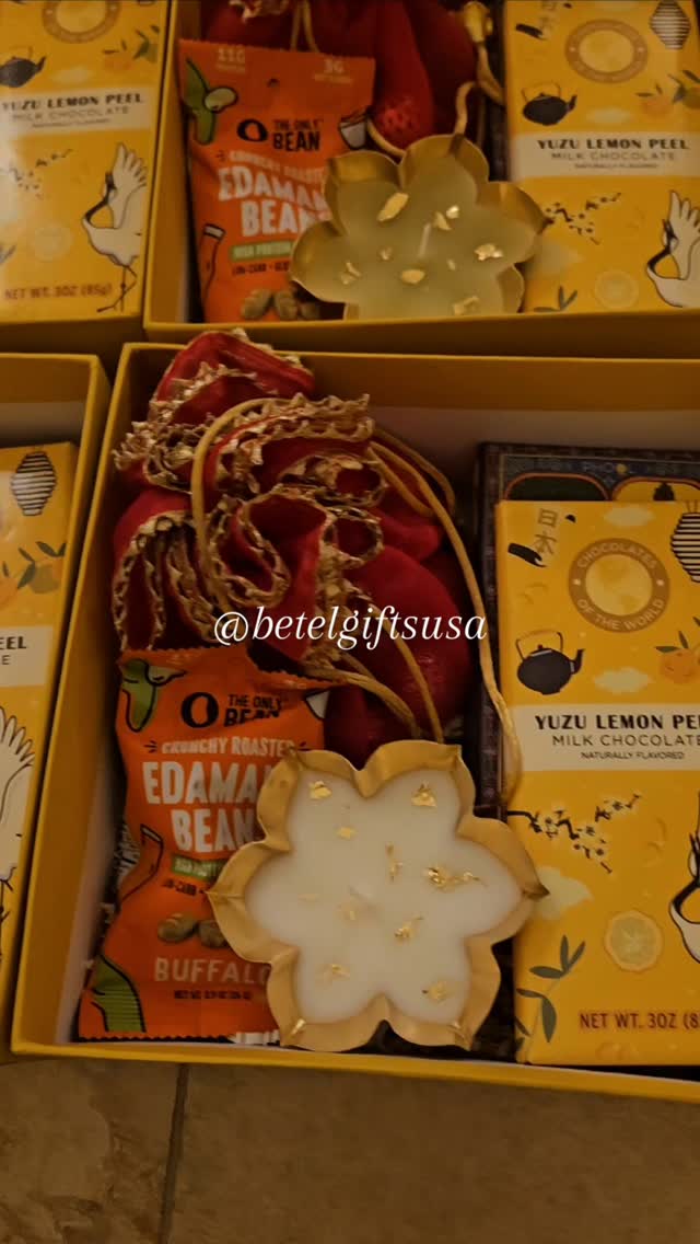 Happy to curate all the festive corporate giftings, Contact us for more details!
#corporategifts #diwaligifts #corporatediwaligifts #weddingfavors #weddinggifts #christamasiscoming #christmasgifts