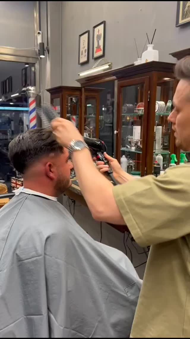 #stockholm #mastercutsweden #frisör #barber #hårklippning #nylook #södermalm #barbershop #söder