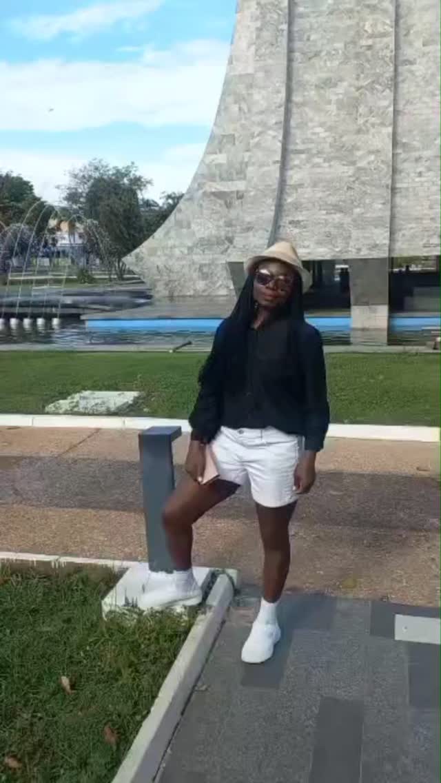 #Ghana
What a week!!! Ghana is a vibrant and extraordinary country with so much to offer. Rich culture, history, great food and people. I caught up with family and even managed to sneak in a cheeky Pilates class... 🤣
It was good to be home...
Be back soon...❤️❤️❤️