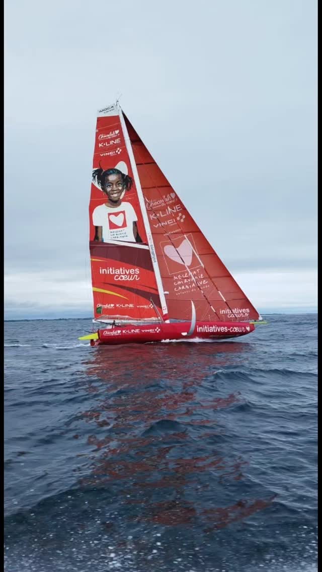 Une partie de la classe Imoca !
#saintmalotourisme #bretagne #saintmalo #bretagnetourisme #seamalo #vendeeglobe #vendee #speedboats #dinardtourisme #courseaularge #routedurhum #mer #ocean #sailing #sailingrace #regatta