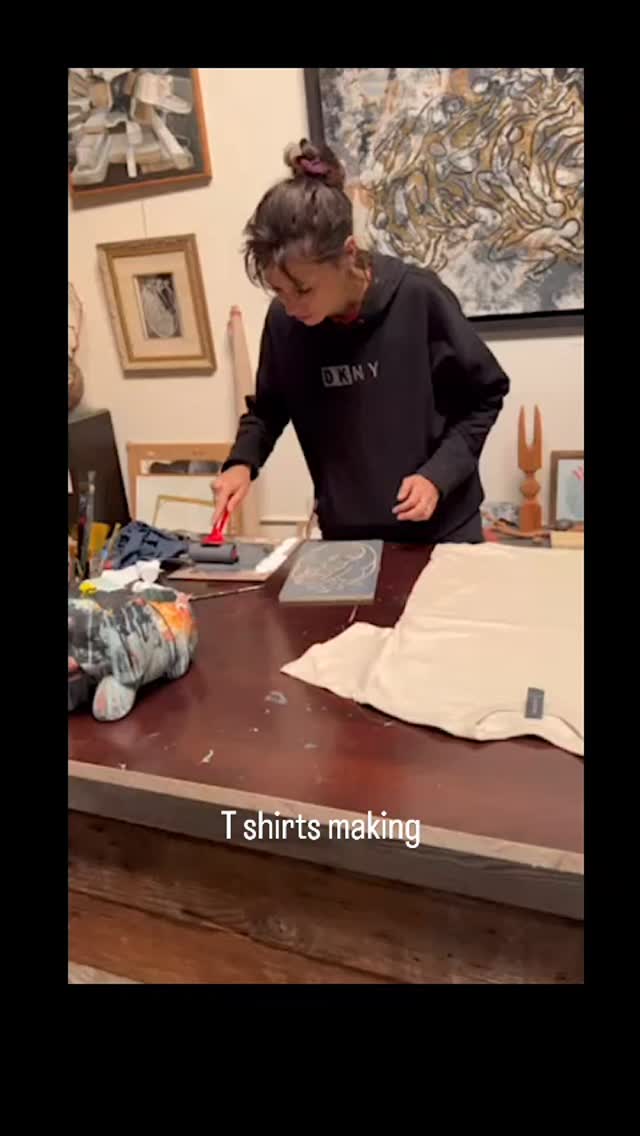 Making some t shirts with my art . Who wants to buy one? DM me or visit me tomorrow Friday the 22nd at @alanascoffee from 7pm during their after hours event on venice blvd in Mar Vista and grab one or two