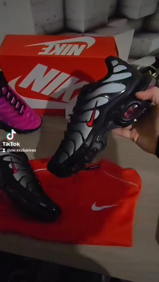 Which Set Do You Prefer?
Fresh mints or Draculas Both unreal in my opinion.
Sets Available Like This All The Time Drop Our Instagram a follow to see what we've got
#tns #95s #110s #exclusive #activewear #nike #trainers #fireberries #thebest #uk #miler #NorthWest #mase