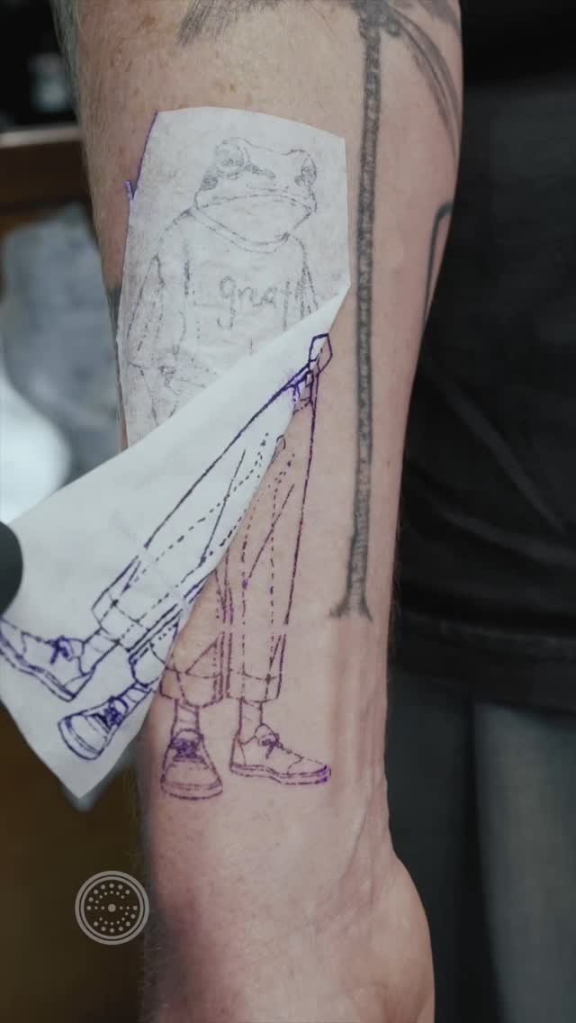 Comment which one is you 🐸
Some of what I’ll have available at the @eastsidetattooconvention Dec 6 - 8!
Come see us at the @growingpainstattoos booth!