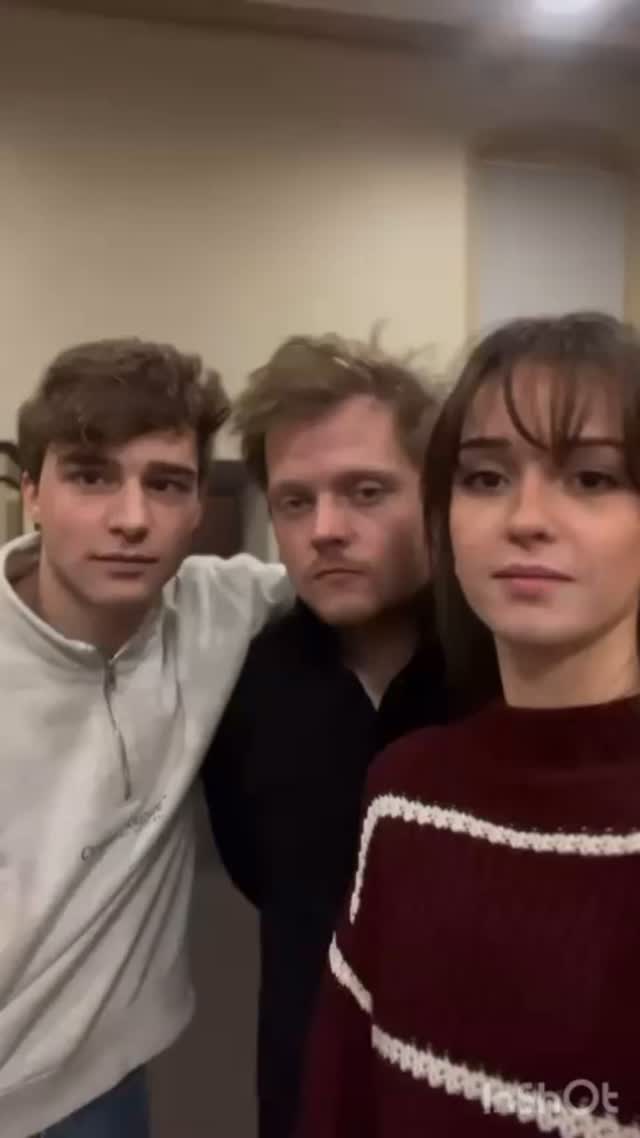 Afgelopen zondag waren we in Almkerk! Wat was het een fijne jeugddienst. We hebben genoten! Tot de volgende!👋
Bedankt @stone_audiovisueel weer voor het geluid!