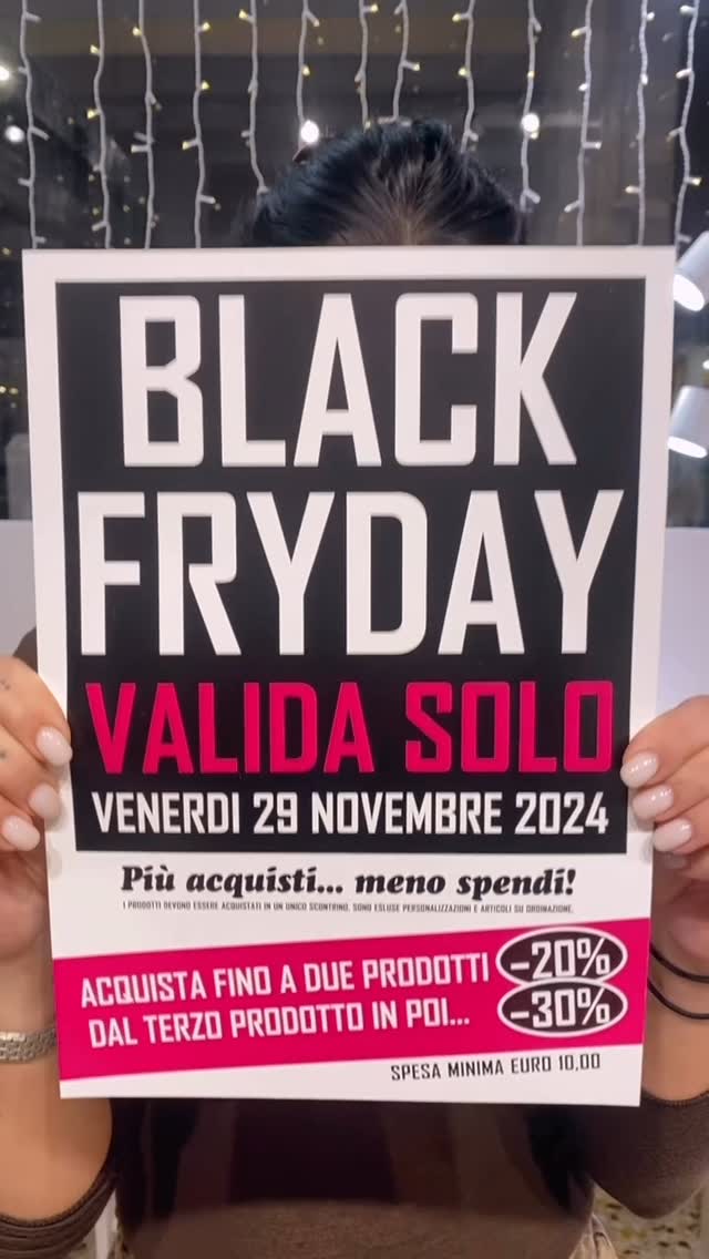 DOMANI e SOLO DOMANI
Venerdì 29 novembre 2024
BLACK FRIDAY
.
.
da 1 a due prodotti -20%
da 3 prodotti in su -30%
SU TUTTO
(Escluse personalizzazioni e prodotti su ordinazione)
.
.
Minimo di spesa per ciascun prodotto €10
.
.
Orario speciale
09.30-12.30
14.00-19.00
.
.
Vi aspettiamo ♥️
#capsulerovereto #piccoleemozioniquotidiane #blackfriday #sconti #soloungiorno#occasioni#regalo #bijoux #love