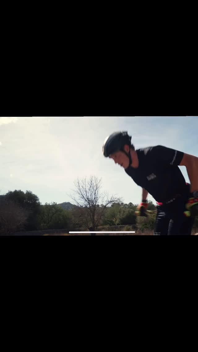 Ni har väl inte missat oss i Ski or Die säsong II ☝️
Vi är glada att vara ett av teamen som Ski Classics lyfter fram i ett av säsongens tre avsnitt så klicka in och ta del av när de under tre dagar filmade oss på vårt Mallorcaläger tidigare i oktober. ☀️
🎥 @magnusosth / @linusakerlund
@skiclassicsofficial
@proxcskiing
@langdse
@gohlins
@klubbenbygohlins
@eabdethaller
@hestragloves
@hangonab
@hestrainredningarab
@axelent_sverige
@everbrandswedenab
@garoplatprodukter
@isabergstoppen
@ehconnector
@eleikosport
@gnosjoror
@garo_emobility_sverige
@gnosjoandan
@aerollerskis
@leki.nordic