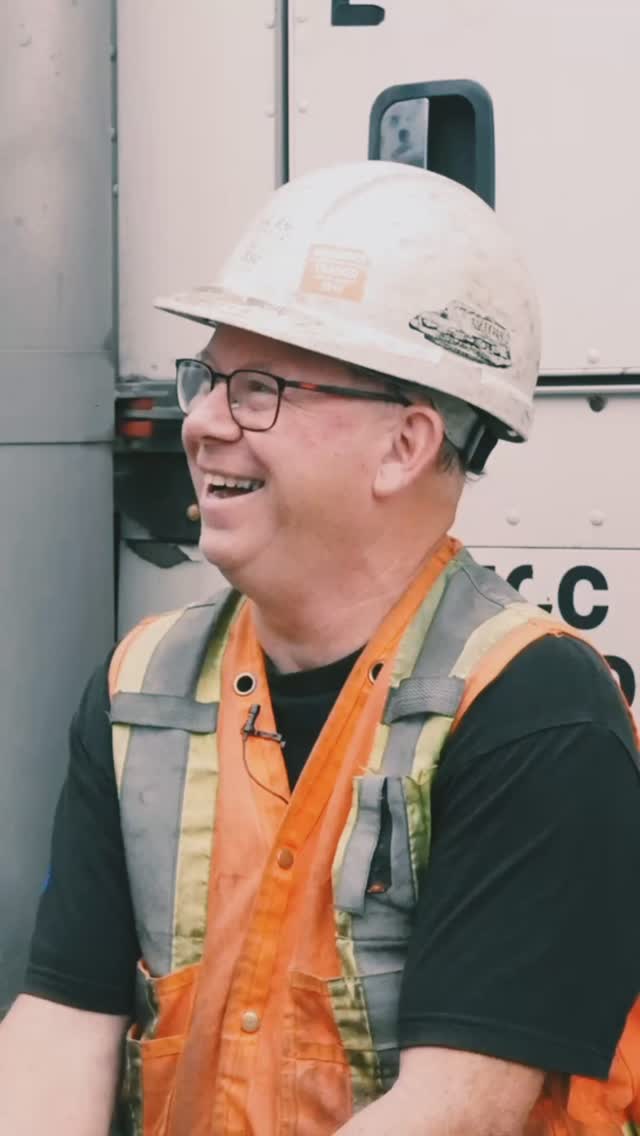 Life is a highway, and Paul Hicks is set to cruise it all night long. Paul is one of our dedicated Atlantic Tiltload drivers, having been with us for nine years. We are incredibly grateful for his positive attitude, unwavering loyalty, and his commitment to delivering our customers’ equipment safely to its final destination.
#driverspotlight #employeeappreciation #truckdriver #movingforward #trucker #atlantictiltload #canada