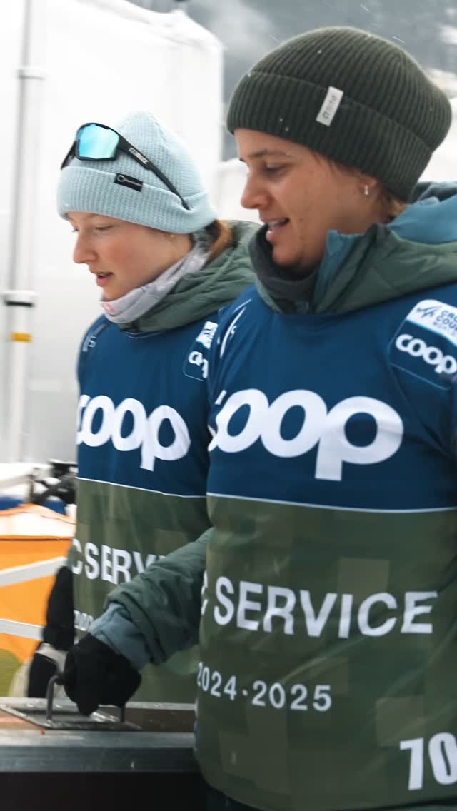 Day 3 of our 50th birthday party 💪🎉
🔙 Looking back on Sundays 20k Distance Race
🥇Slind Astrid Oeyre
🥈Niskanen Kerttu
🥉Johaug Therese
🥇Nyenget Martin Loewstroem
🥈Niskanen Livo
🥉Lazarus Hugo
A weekend full of beautiful and emotional moments as well as top performances by the athletes. You made our 50th jubilee possible. We will remember it forever.
A big thank you to all! See you in December 2025
📽 @onairproduction
@bkwag @sunrise_schweiz @davosklosters @extra_norge @coop_norge @gruyere_aop @sporttip_offiziell @skechers @armee.ch @graubuenden
#davosnordic #50jahredavosnordic #langlauf #langlaufweltcup #FIS #coop #legruyère #certina #skechers #extra #bkw #sunrise #davosklosters #graubünden #südostschweiz #swisslos #swissski