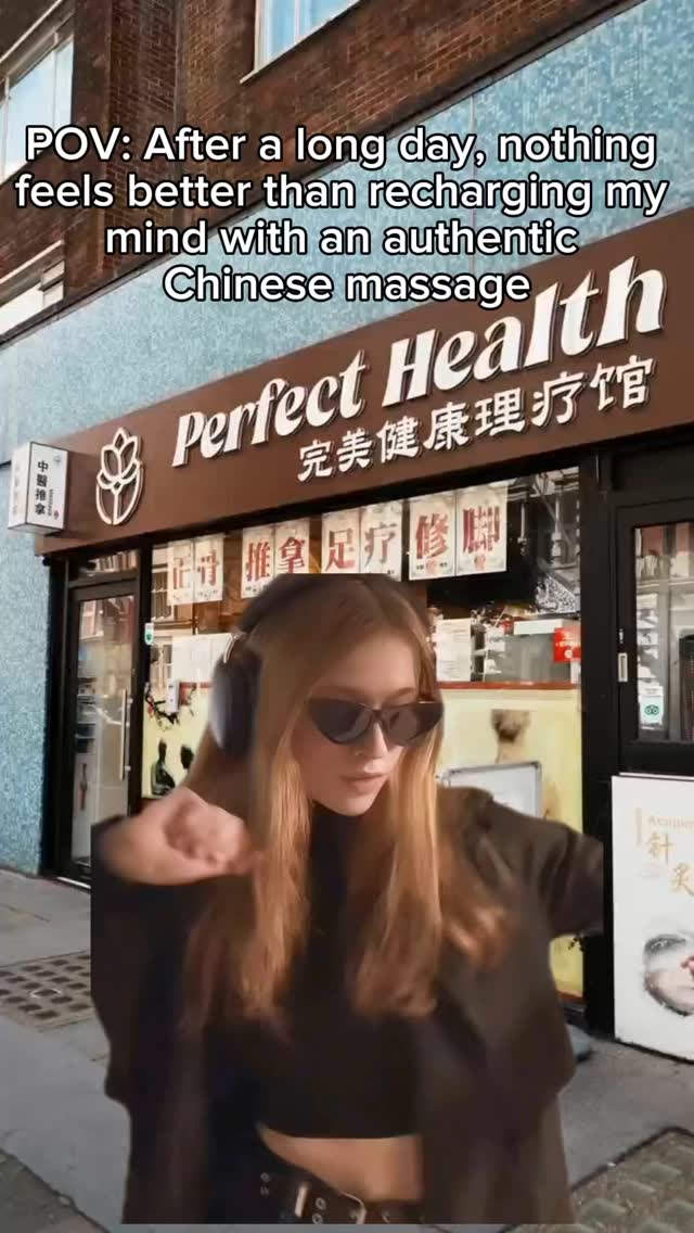 After a long and exhausting day,there’s nothing like the power of traditional Chinese techniques to melt away tension and bring your body and mind back to balance. From easing shoulder stiffness to soothing tired legs, every session is a step closer to feeling renewed and rejuvenated. 🌿
Rediscover your energy and experience the art of true relaxation. Book your session today! 💆♂✨
#perfecthealth_london #theraputic #relax #massage #chinesemassage #londonmassage #Sportsmassage #Physiotherapist #tcm #chinesemedicine #stress #depression #anxiety #complementarymedicine #complementarymedicine