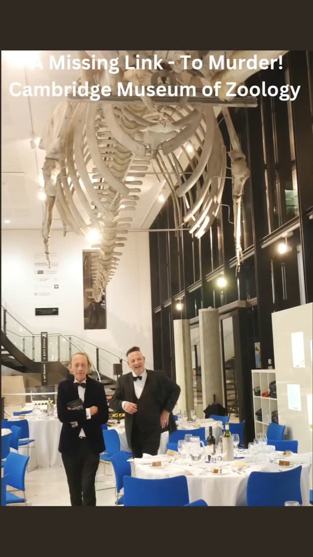 We were at @museumofzoology Cambridge last night, entertaining an amazing group of scientists from @uncommonbio. We have to ask - was it the Museum Curse that did it?
#cambridgemuseums
#immersiveexperience
#museumcurse
#garyisinnocent