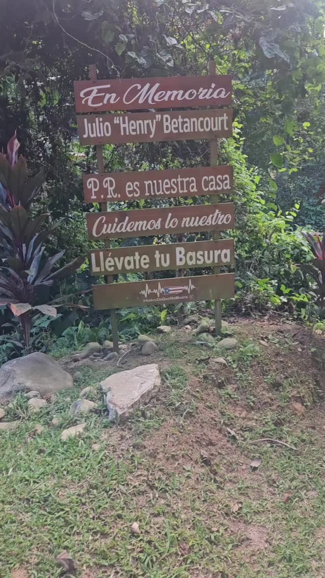 Rio Caonillas "El Cañon Blanco" en Utuado P.R.
Everyone needs a break. This is mines