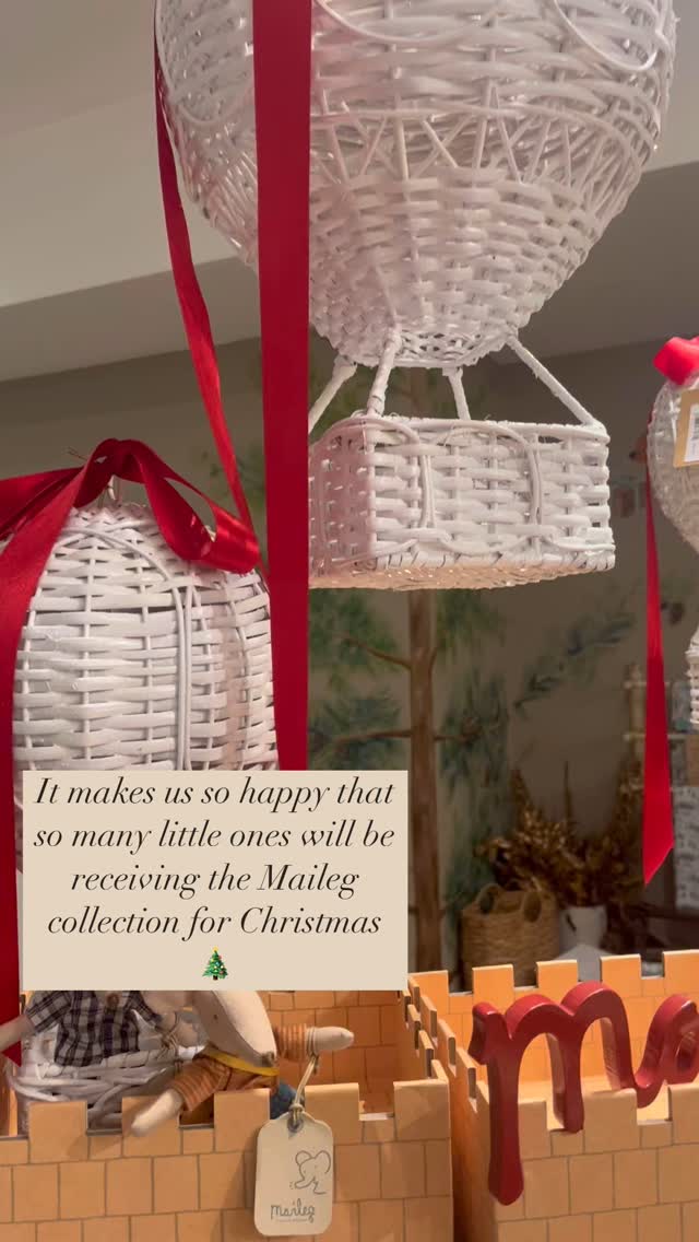 How could you not love this collection of mice?
People of all ages see it and just smile. For adults it either takes them back in time or plants hope for the littles they will someday have to gift them to.
And the littles, we know they love them, because the length of time they want to linger at the table with the mice family and play pretend.
#pretendplaytoys
#maileglove
#magicaltoys
#nevertoooldtoplay