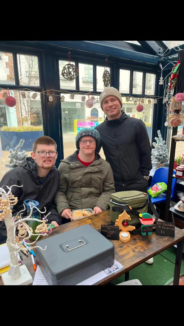 The infamous Carl Frampton called in to see us at our Social Enterprise shop! Such a nice guy with a genuine interest in all things Live Life. @theframpton
