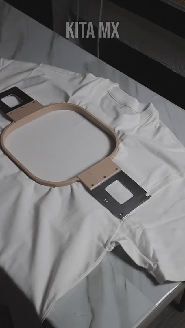 Cívica Type R - Oversize
#Streetwear #CarFashion #JDMStyle #CivicTypeR #HondaLife #JDM #StreetStyle #IGFYP #CarCulture #Tuning #ModifiedCars #JDMLife #CivicNation #FastCars #CustomCars #HondaTuning #CarCommunity #JDMNation #StreetwearFashion #AutoStyle #StreetwearLook #CarEnthusiast #CarMerch #HondaOwners #JDMAddicts #TunerLife #ModifiedLifestyle #CarLifestyle #CivicLovers #CarVibes