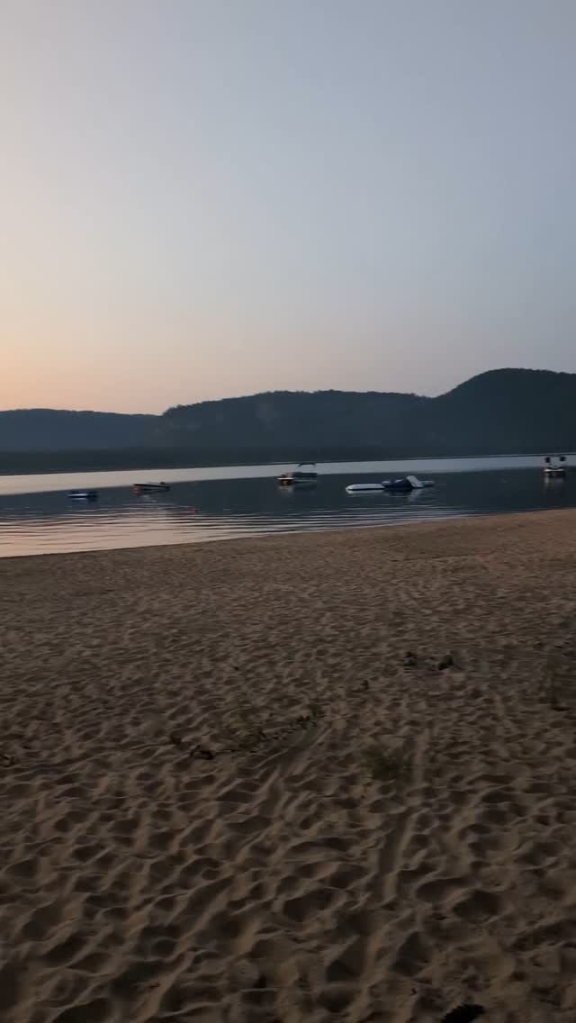 Thank you, 2024...it's been an amazing year. I'm so grateful 🙏🏼
I can't wait to see what 2025 has in store for EMD!
Happy New Year 🎊