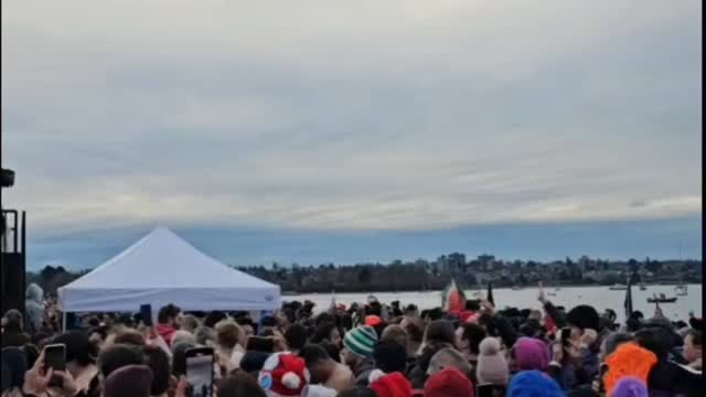 Diving deep to find problems...
Happy 2025 everyone. Awesome start to the year with an ice cold plunge.
#polarbearswim #coldplunge #vancouver #vancouverviews #vancouverisawesome