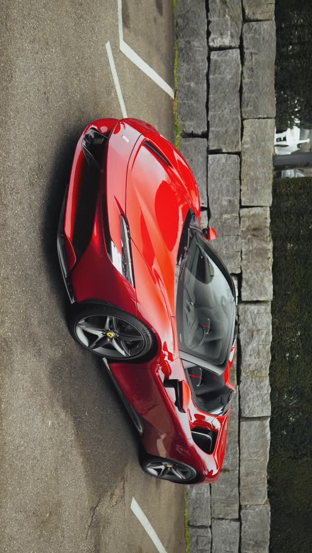 SF90 Spider in Rosso Monza 🐎
#ferrari #sf90 #sf90spider #rosso #monza #rossomonza #modena #cavalino #switzerland #zurich