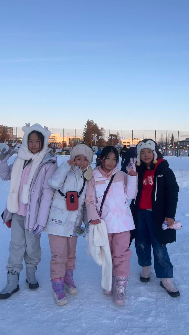 Spread the happiness at SnowGlow 🥰